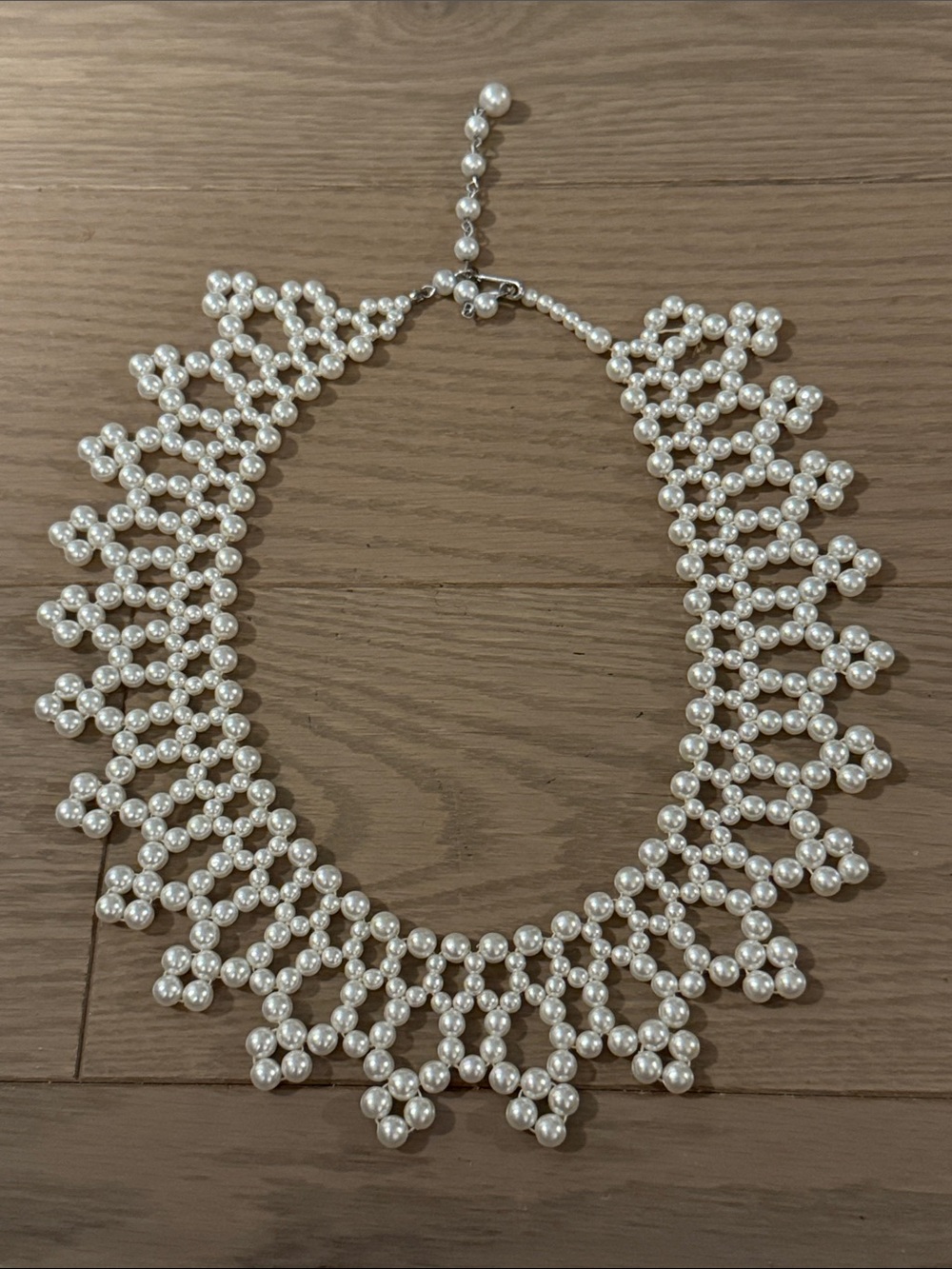 Vintage faux pearl bib collar necklace